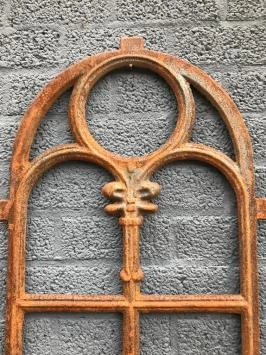 Gusseisernes Stallfenster, Kirchenfenster, Gusseisen