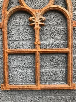 Gusseisernes Stallfenster, Kirchenfenster, Gusseisen