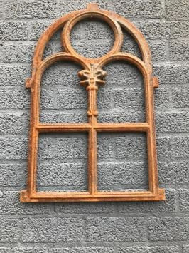Gusseisernes Stallfenster, Kirchenfenster, Gusseisen