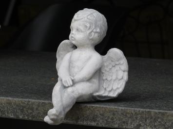 Engel - sitzend - ganz aus Stein