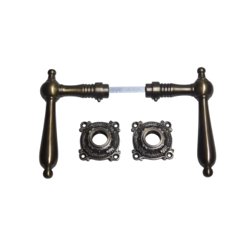 Set deurklinken 'Classic' met rozetten – gepatineerd messing