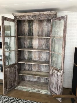 Magnifique vitrine en bois massif de l'Inde.
