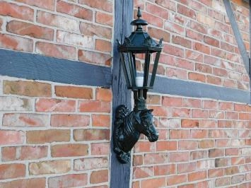 Belle lampe d'extérieur avec tête de cheval, vert foncé