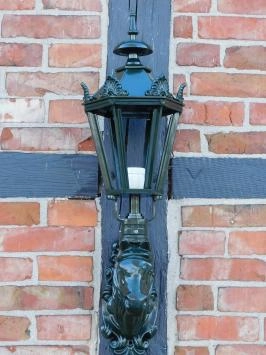 Belle lampe d'extérieur avec tête de cheval, vert foncé