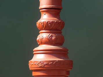 Große gusseiserne Laterne – 240 cm – schwere Gartenlaterne