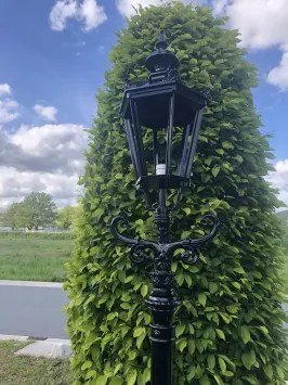 Klassische und elegante Gartenlaterne Amsterdam von 320 cm