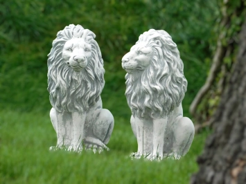 Lions - statues en pierre - gauche et droite - 53 cm