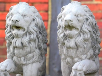 Lions - avec bouclier - statue d'animal en pierre - lot de 2