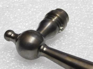 Poignée de porte « Revo » – laiton patiné – classique