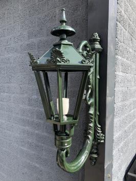 Schöne ländliche Außenlampe Maastricht, dunkelgrün