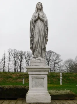Marienstatue auf Sockel – 190 cm – Stein – Unsere Liebe Frau
