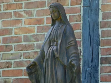 Maria - sur socle - pierre - 175 cm - oxyde - classique
