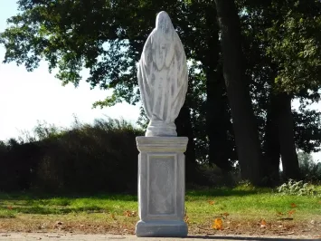 Statue Vierge Marie sur socle – pierre – hauteur 110 cm