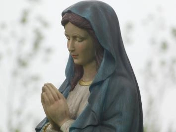 Maria - mit Rosenkranz - Polystone Statue - 77 cm - in Farbe