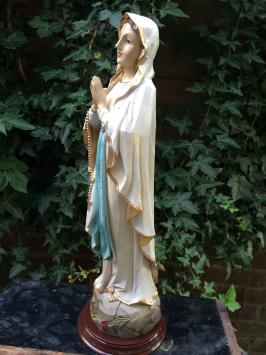 Maria beeld polystein, prachtig in kleur gezet!!