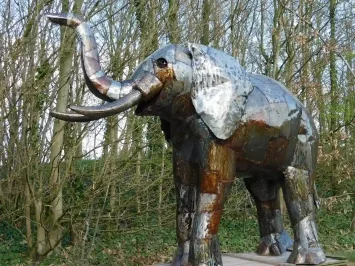 Metalen olifant 'Jamar' – 225 cm – levensgroot – uit Afrika