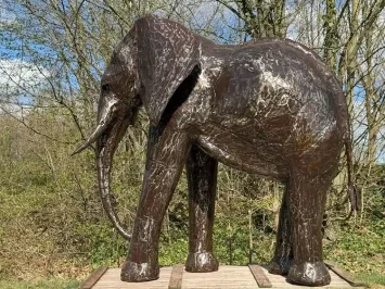 Éléphant « Zarina » – Artisanat africain – Métal – 210 cm