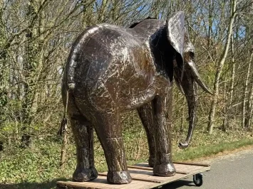 Éléphant « Zarina » – Artisanat africain – Métal – 210 cm