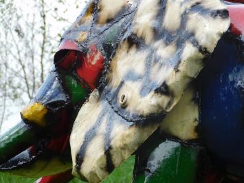 Elefantenskulptur – Metall – handgefertigt – farbig – 110 x 210 cm