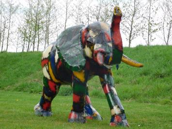 Elefant – Metallskulptur – handgefertigt – 135 x 180 cm