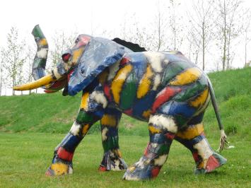 Elefant – Metallskulptur – handgefertigt – 135 x 180 cm