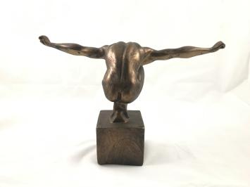 Sculptuur, beeld van een Olympian Man, atletische man