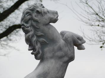 Paard - op sokkel - stenen dierenbeeld - 150 cm - klassiek