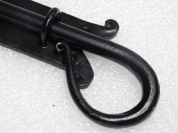 Verrou noir – fer – 31 cm – quincaillerie de portail classique