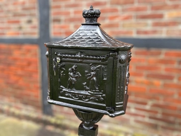 Staande brievenbus, zwart, gietijzeren postbus, zwaar