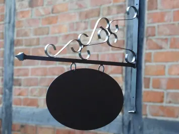 Eisen-Ladenschild - schwarz lackiert - romantisch