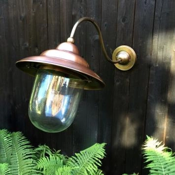 Retro-Wandleuchte, aus Kupfer + Messing und Glas