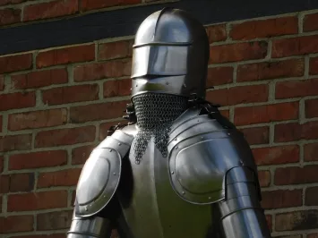 Ritterrüstung auf Ständer – Metall – 190 cm – Mittelalter