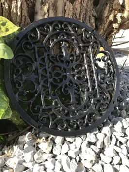 Grille d'aération – fonte – noire – mandala – 28,5 cm