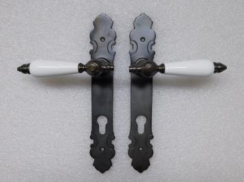 Türbeschlag-Set – 2 Türgriffe mit Türplatten PC92 – Dunkel patiniertes Messing – Klassisch & stilvoll