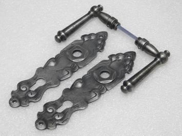 Set Deurbeslag - Klinken Windsor + Deurplaten Royale PC 92 - Gietijzer Verzinkt