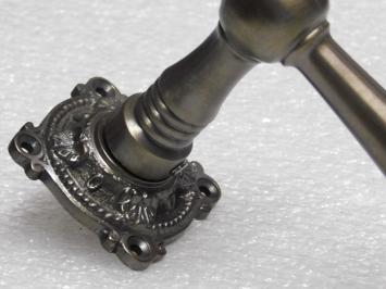 Ensemble de poignées de porte « Classic » avec rosaces – laiton patiné