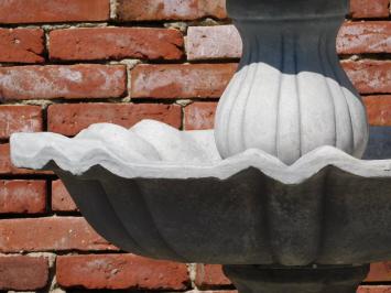 Fontaine en pierre - avec pomme de pin - 140 cm - gracieuse - blanche