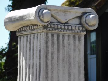 Klassischer Sockel – massiver Stein – 70 cm – ionische Säule