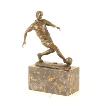Eine Bronzestatue/Skulptur eines Fußballspielers, Fußballstatue