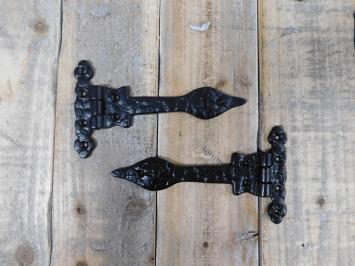 Deur-kast scharnier, deurband, zwart borstband antiek ijzeren deur scharnier middeleeuws.