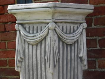 Classique – socle en pierre avec draperie – 75 cm de hauteur