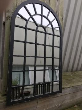 Schöner großer Kirchenspiegel, altmodisch