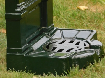 Fontaine sur pied – 89 cm – aluminium vert avec lavabo