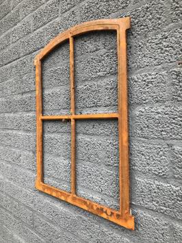 Gusseisenfenster 'Rost' : 47.5 x 63
