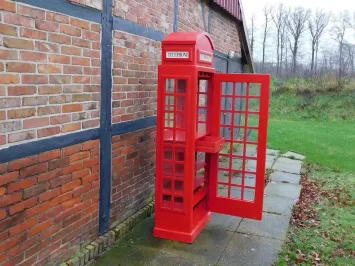 Roter Telefonzellenschrank – 200 cm – Londoner Stil