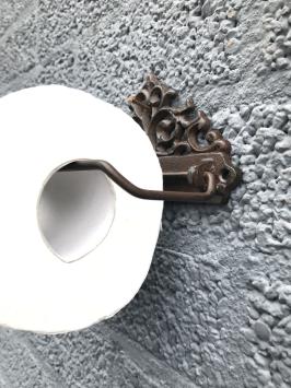 Toiletrolhouder in antieke stijl, gemaakt van gietijzer, bruin