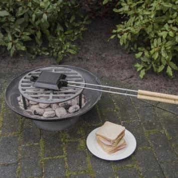 Fer à repasser Tosti pour le feu de camp, excellent résultat et confortable !