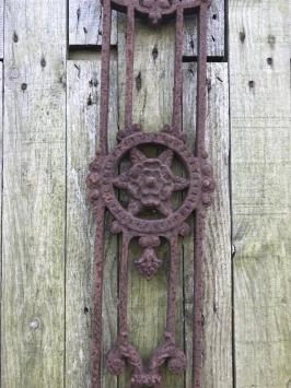 Wunderschöne Treppestäbe aus Gusseisen, robustes Aussehen