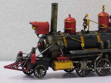 Lokomotive - aus antikem Eisen, handgefertigtes Modell