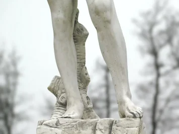 David sur socle - statue de jardin en pierre - 170 cm - blanc classique